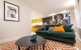 Three Bedroom Near Brick Lane By Belvilla
